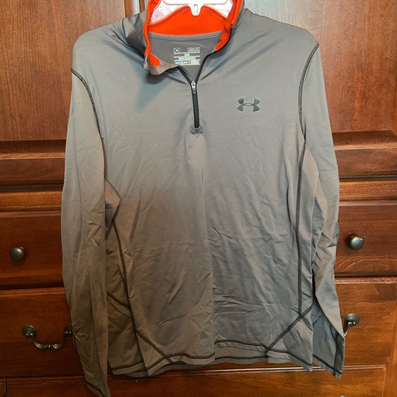 Men’s M under Armour pull over - Picture 2 of 2